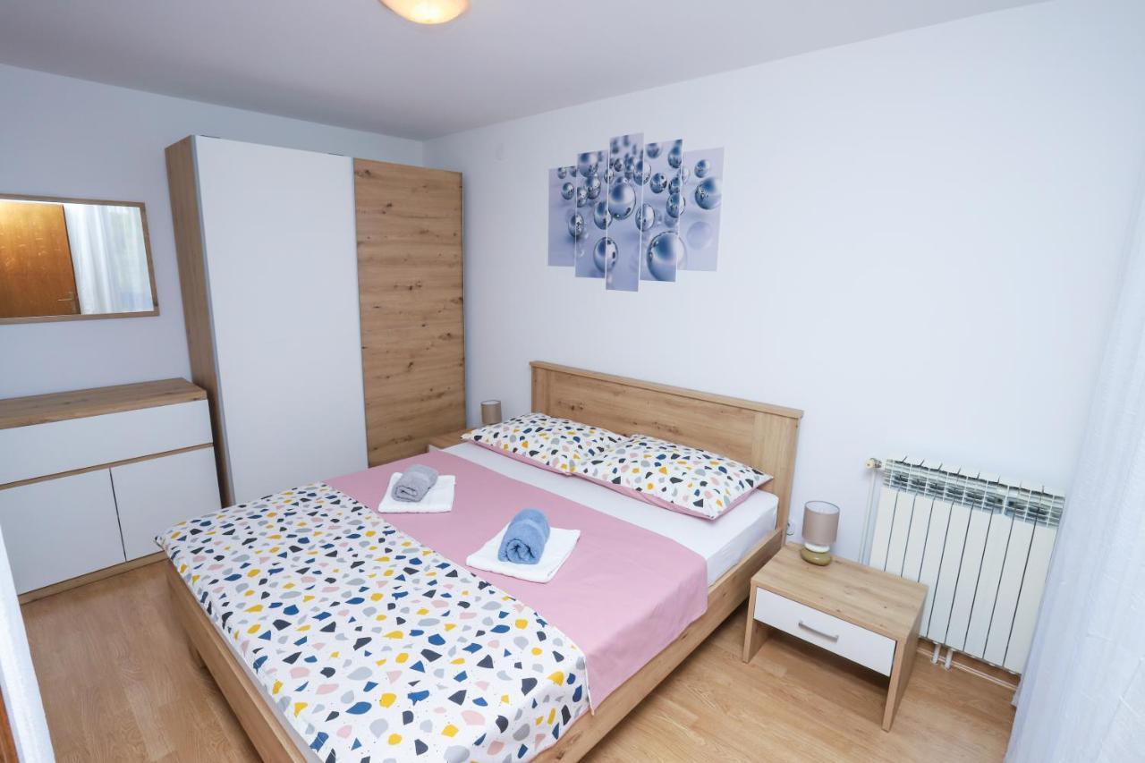 Apartment Ivica Πόρετς Εξωτερικό φωτογραφία