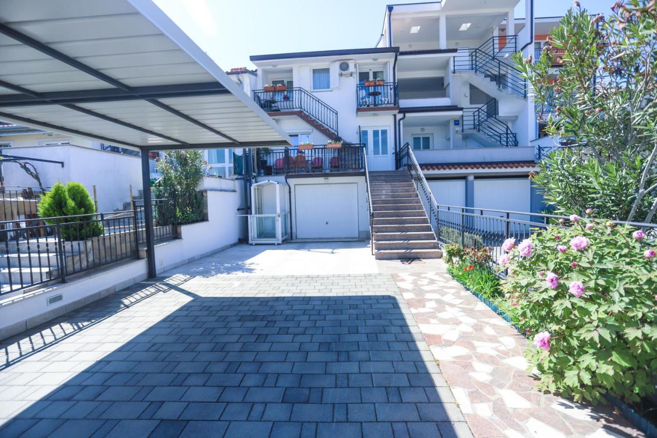 Apartment Ivica Πόρετς Εξωτερικό φωτογραφία