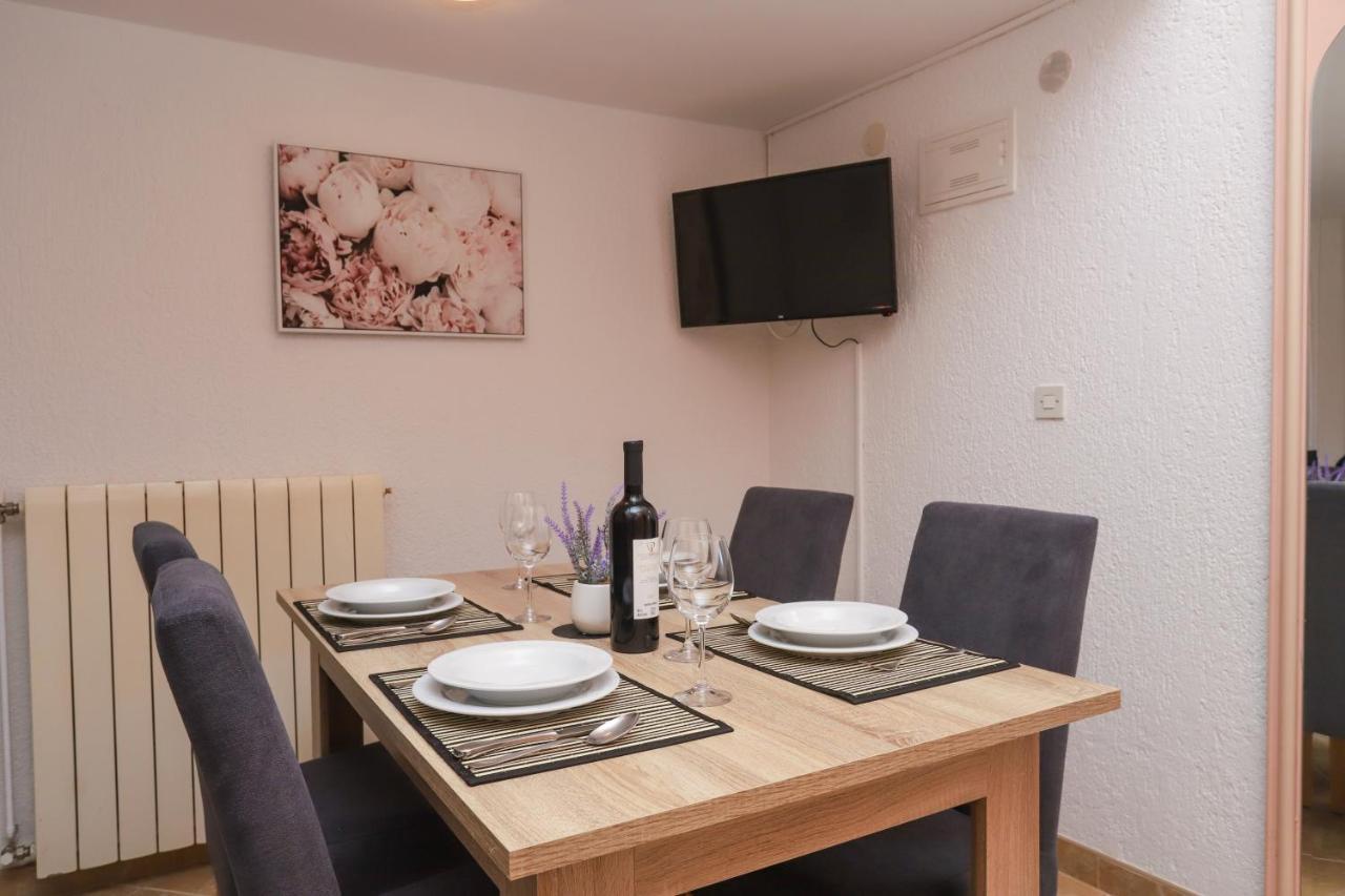 Apartment Ivica Πόρετς Εξωτερικό φωτογραφία